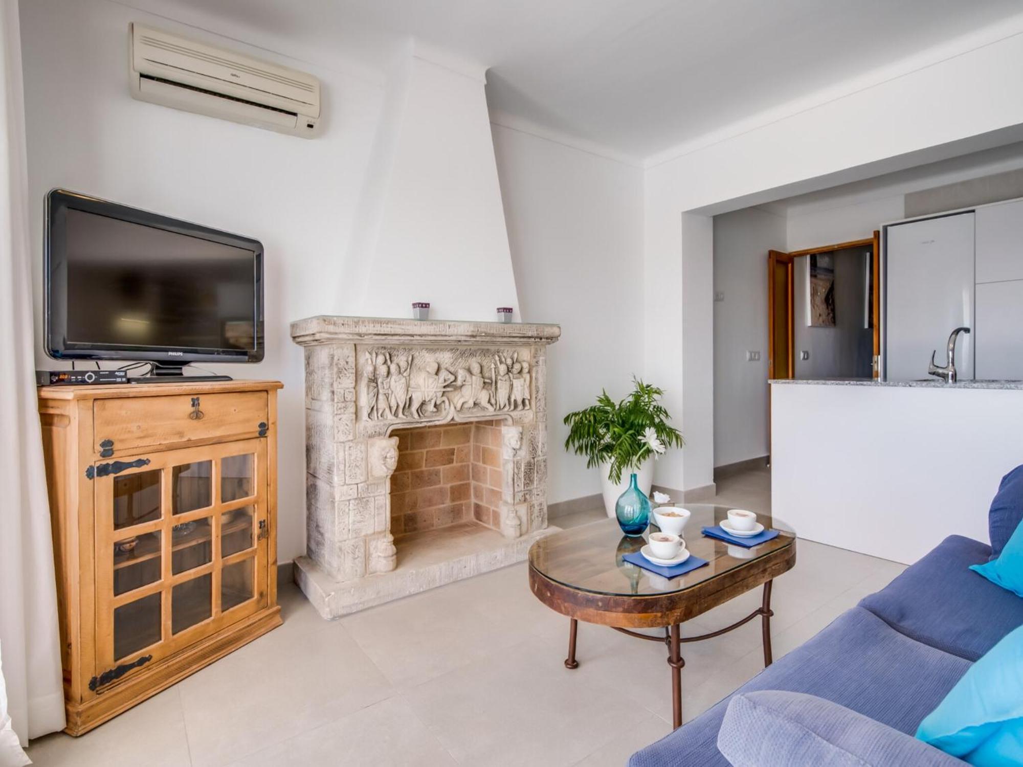 Seafront Apartment, 200m From Apartment Port d'Alcúdia